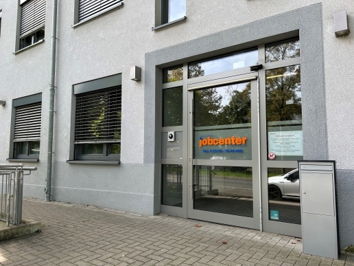 Eingangsbereich der Bezirksstelle Waltrop des Jobcenters.