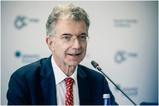 Auf dem Bild: Dr. Christoph Heusgen