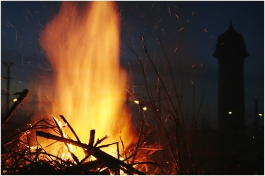 Symbolbild: Brauchtumsfeuer