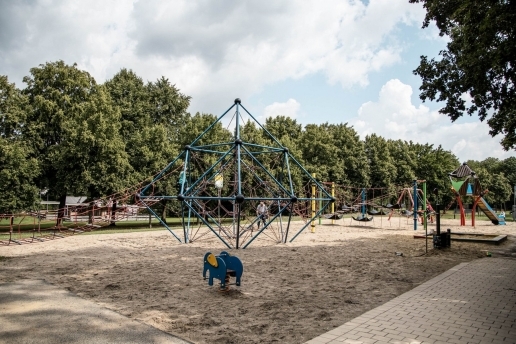 Moselbachpark im Sommer